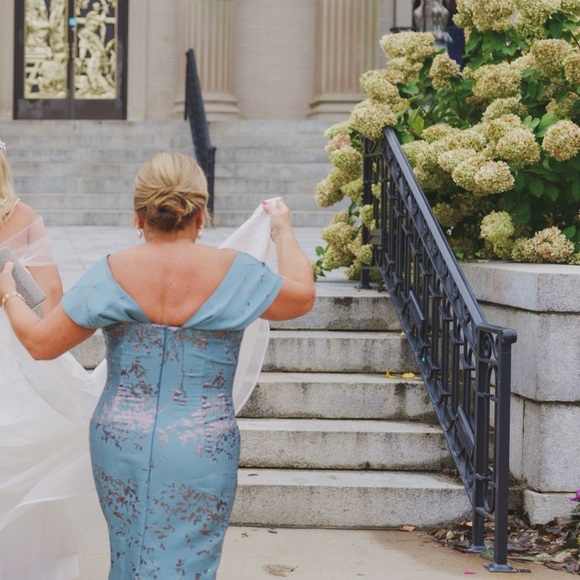 Beautiful custom Rene Ruiz gown Size 12 hemmed to 5’1”Worn once dry cleaned - Picture 4 of 6